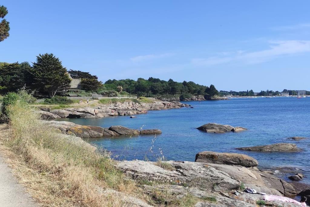 Chez Louisette Centre Ville Et Plages A Pied! كونكارنو المظهر الخارجي الصورة